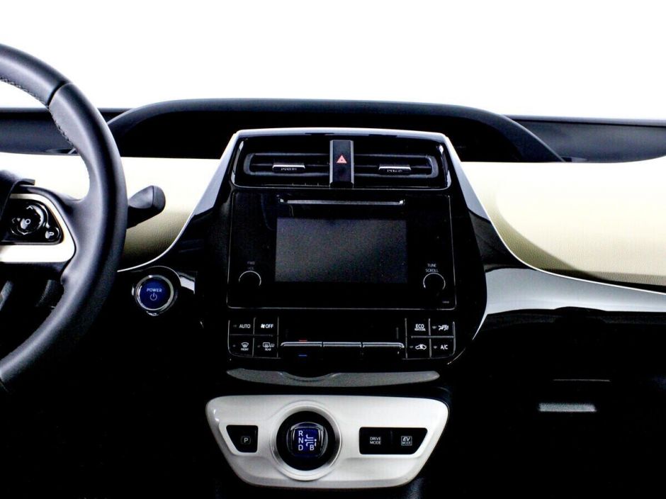 Toyota Prius 1.8 АКПП, 2016, 85 000 км фото 6