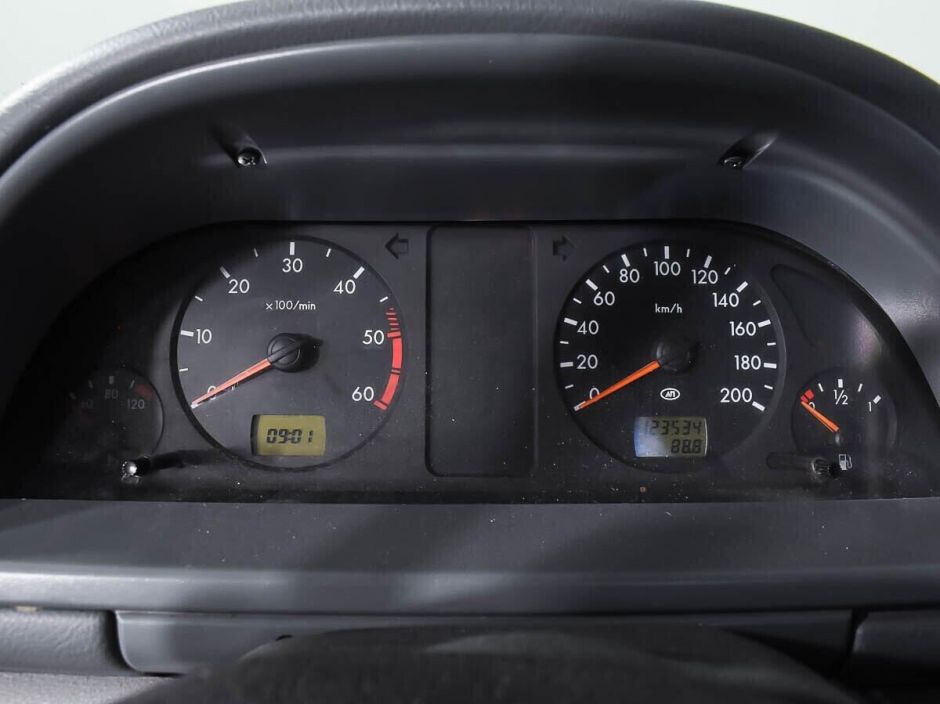 УАЗ Patriot 2.7 МКПП, 2009, 176 000 км фото 11