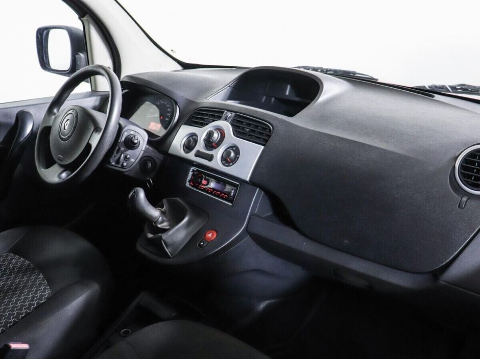 Renault Kangoo 1.6 МКПП, 2011, 143 000 км фото 9