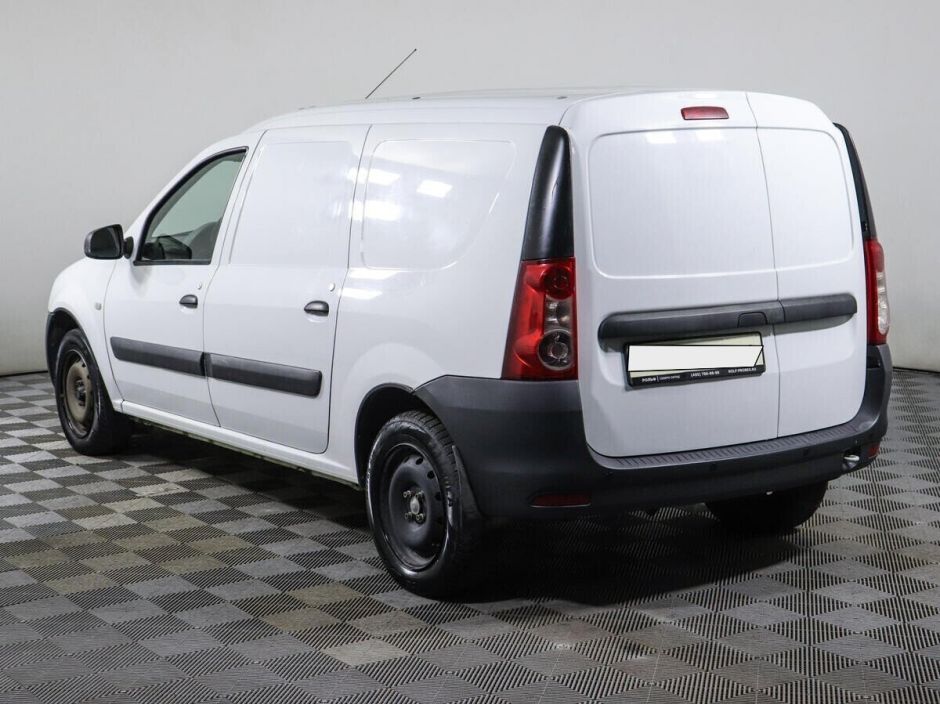 LADA (ВАЗ) Largus 1.6 МКПП, 2018, 71 000 км фото 7