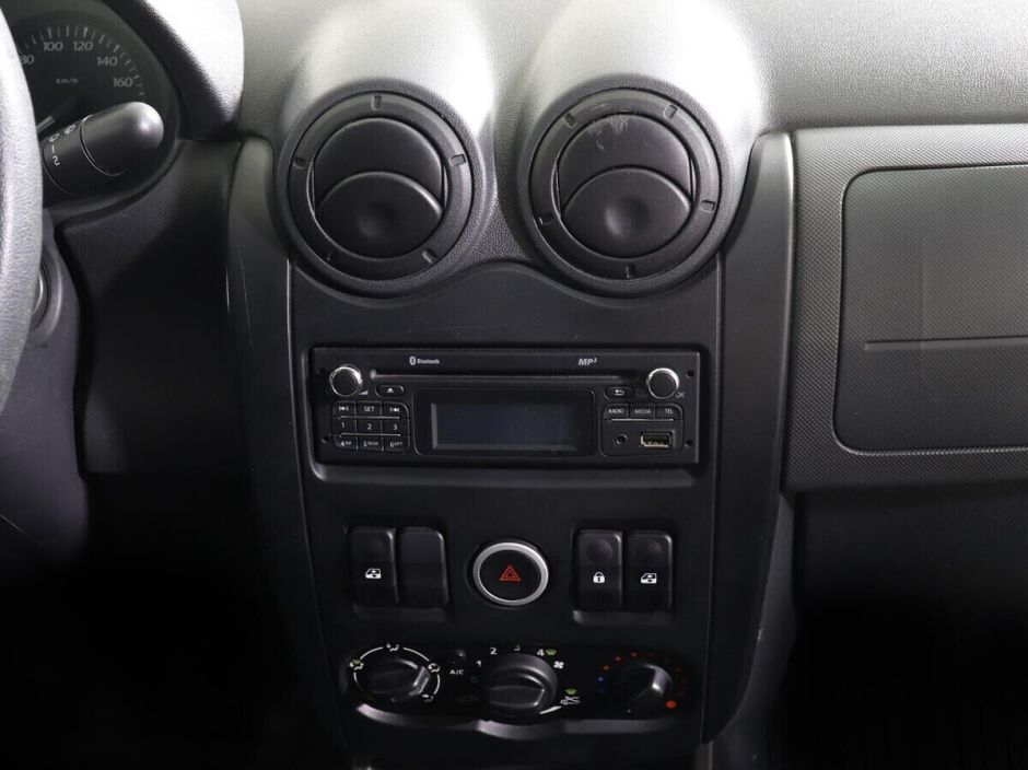 LADA (ВАЗ) Largus 1.6 МКПП, 2018, 71 000 км фото 12