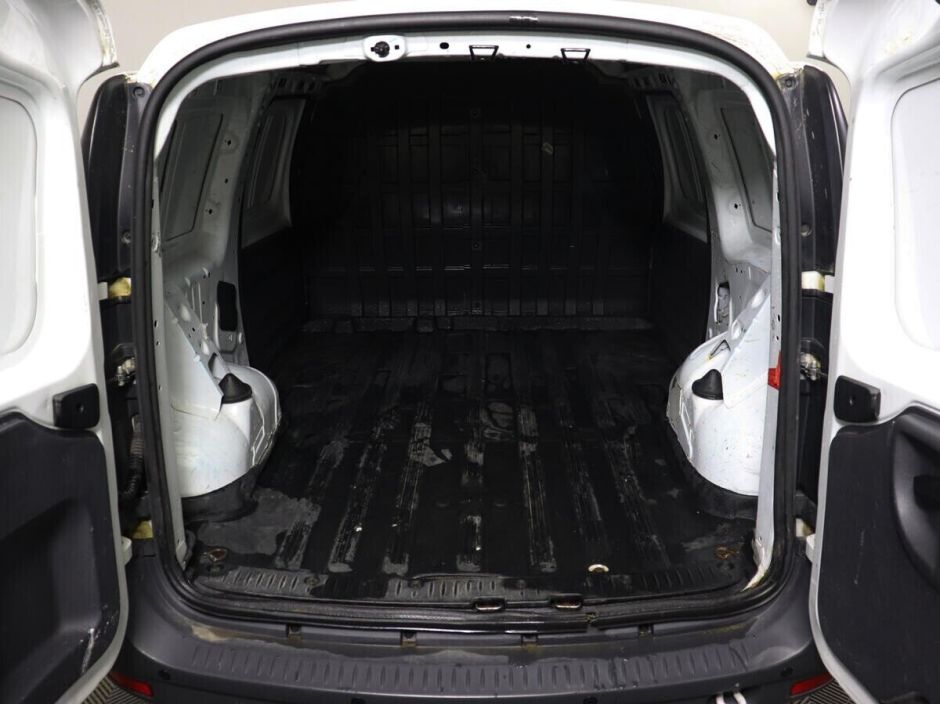 LADA (ВАЗ) Largus 1.6 МКПП, 2018, 71 000 км фото 14