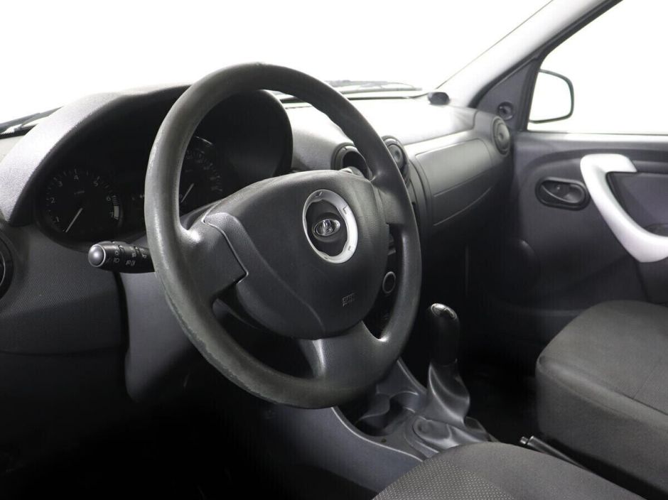 LADA (ВАЗ) Largus 1.6 МКПП, 2018, 72 000 км фото 11