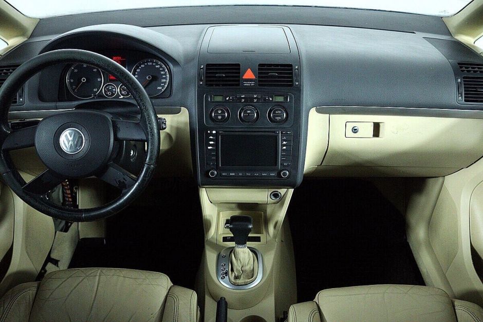 Volkswagen Touran 2.0 РКПП, 2004, 236 000 км фото 13