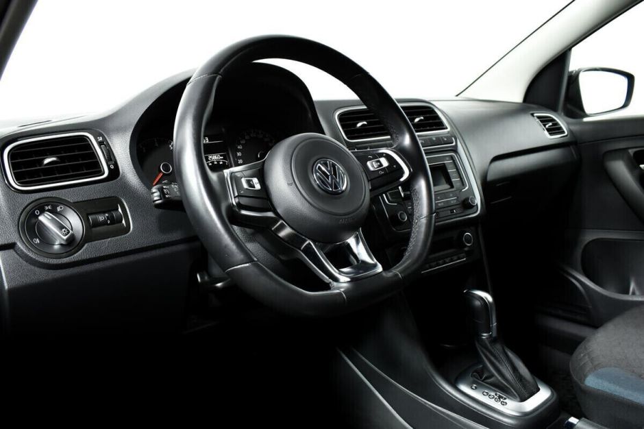 Volkswagen Polo 1.6 АКПП, 2020, 46 000 км фото 13