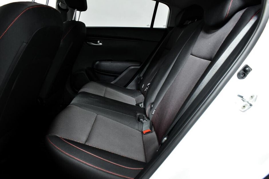 Kia Rio 1.6 АКПП, 2021, 29 000 км фото 12