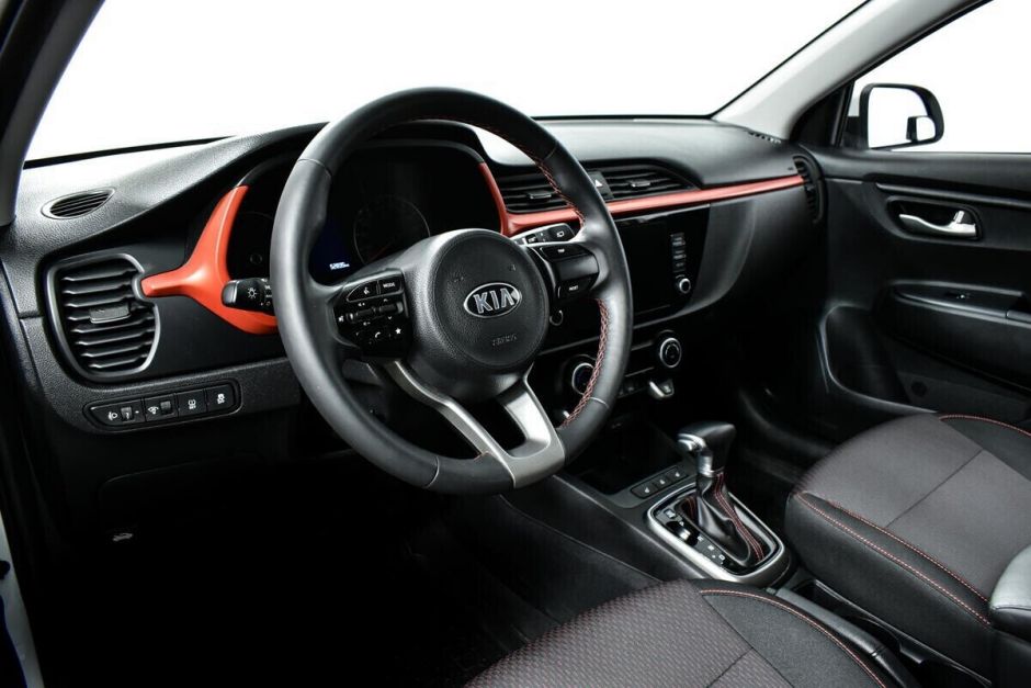 Kia Rio 1.6 АКПП, 2021, 29 000 км фото 13