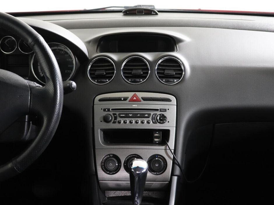 Peugeot 308 1.6 АКПП, 2011, 147 000 км фото 13