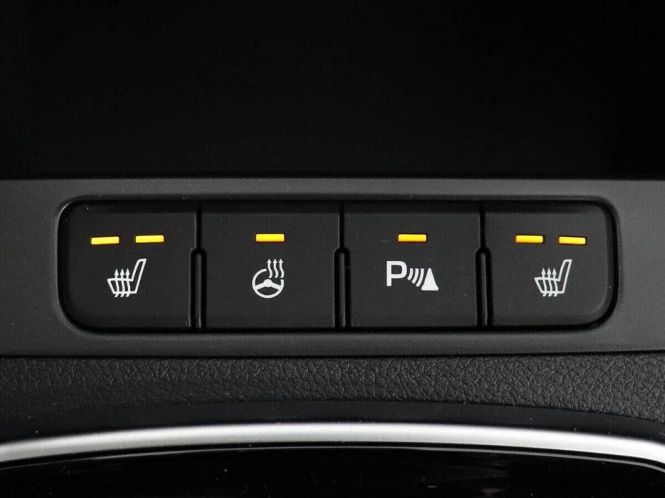 Kia Rio 1.6 АКПП, 2022, 17 000 км фото 17