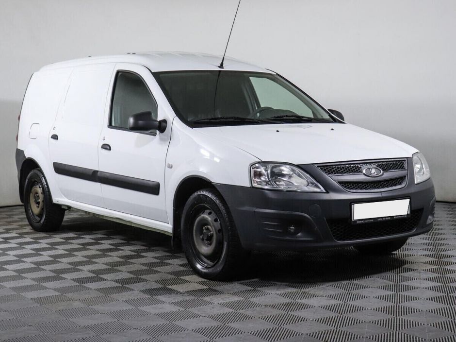 LADA (ВАЗ) Largus 1.6 МКПП, 2018, 69 000 км фото 3