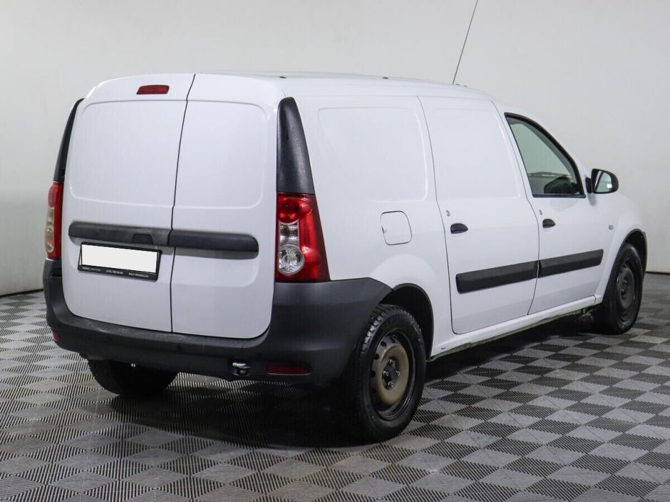 LADA (ВАЗ) Largus 1.6 МКПП, 2018, 69 000 км фото 5