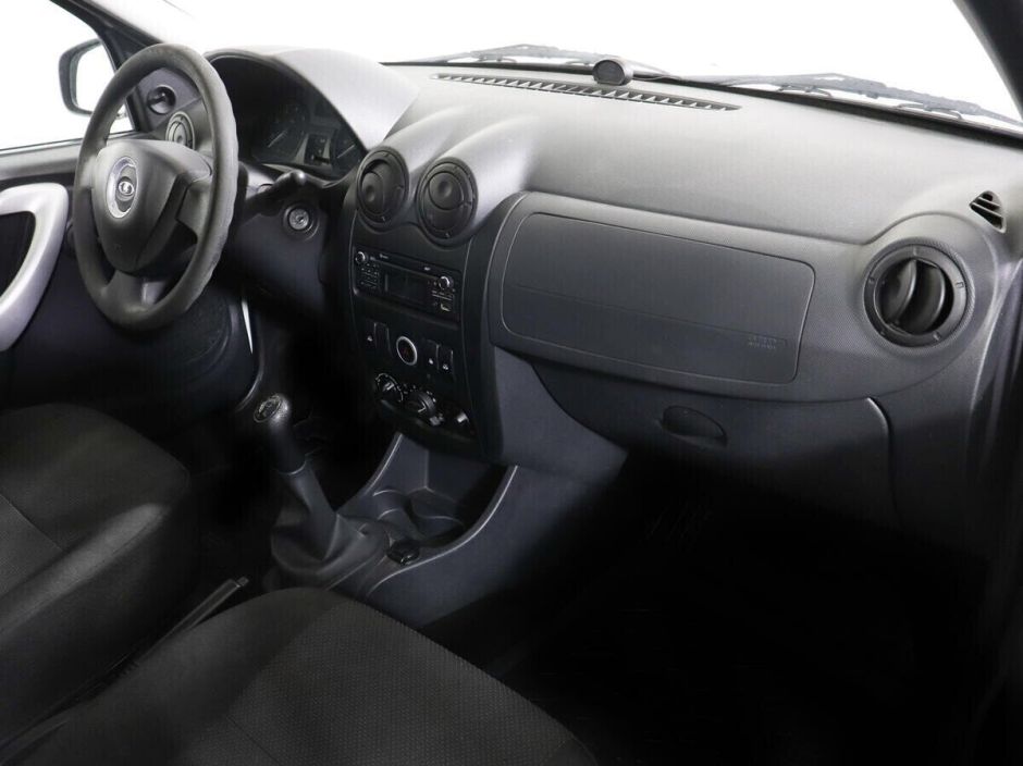 LADA (ВАЗ) Largus 1.6 МКПП, 2018, 69 000 км фото 9