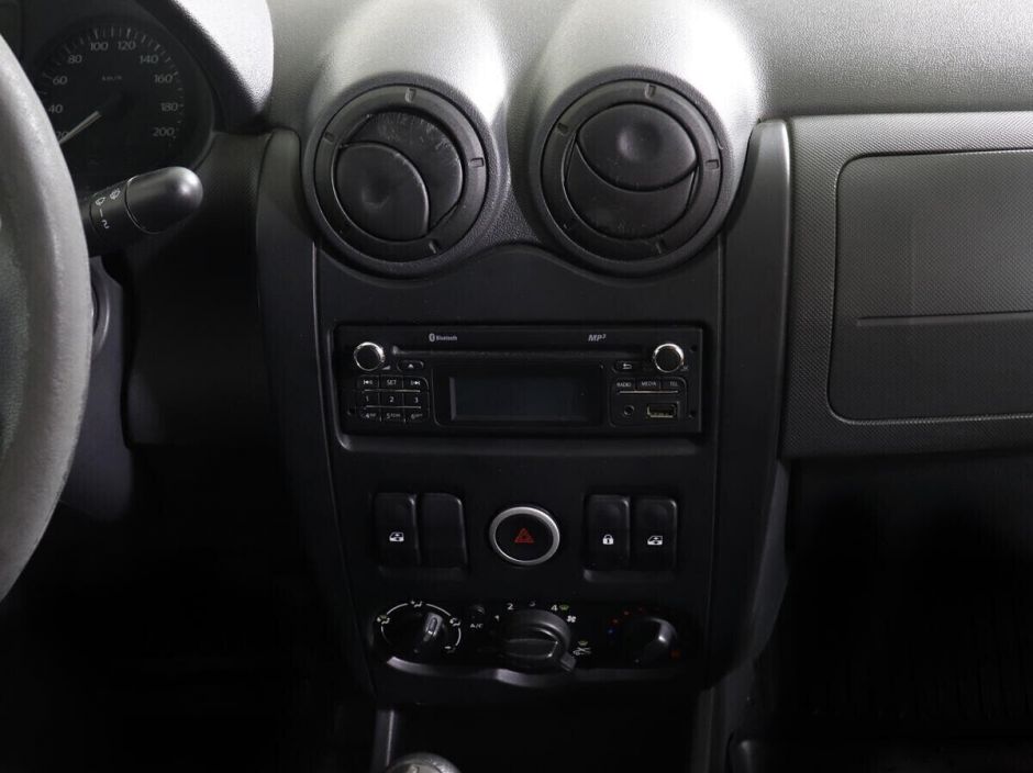 LADA (ВАЗ) Largus 1.6 МКПП, 2018, 69 000 км фото 12