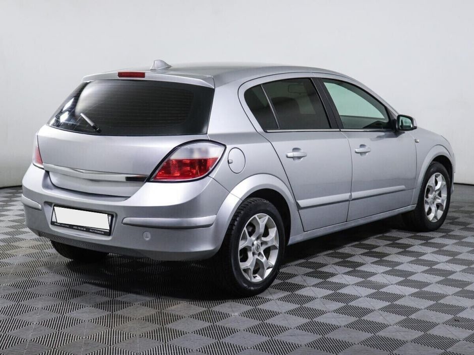Opel Astra 1.8 МКПП, 2005, 220 000 км фото 5