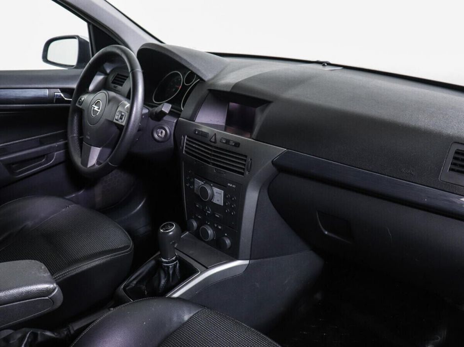 Opel Astra 1.8 МКПП, 2005, 220 000 км фото 9