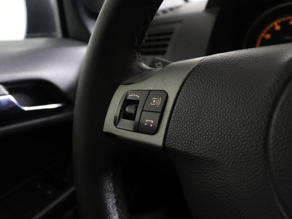 Opel Astra 1.8 МКПП, 2005, 220 000 км фото 15