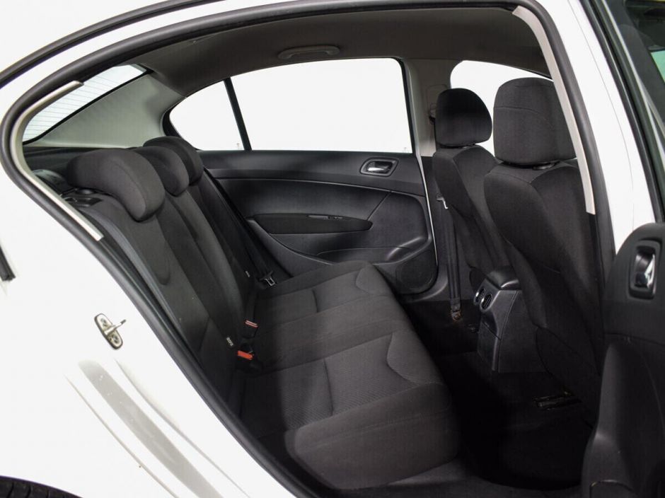 Peugeot 408 1.6 МКПП, 2012, 137 000 км фото 10