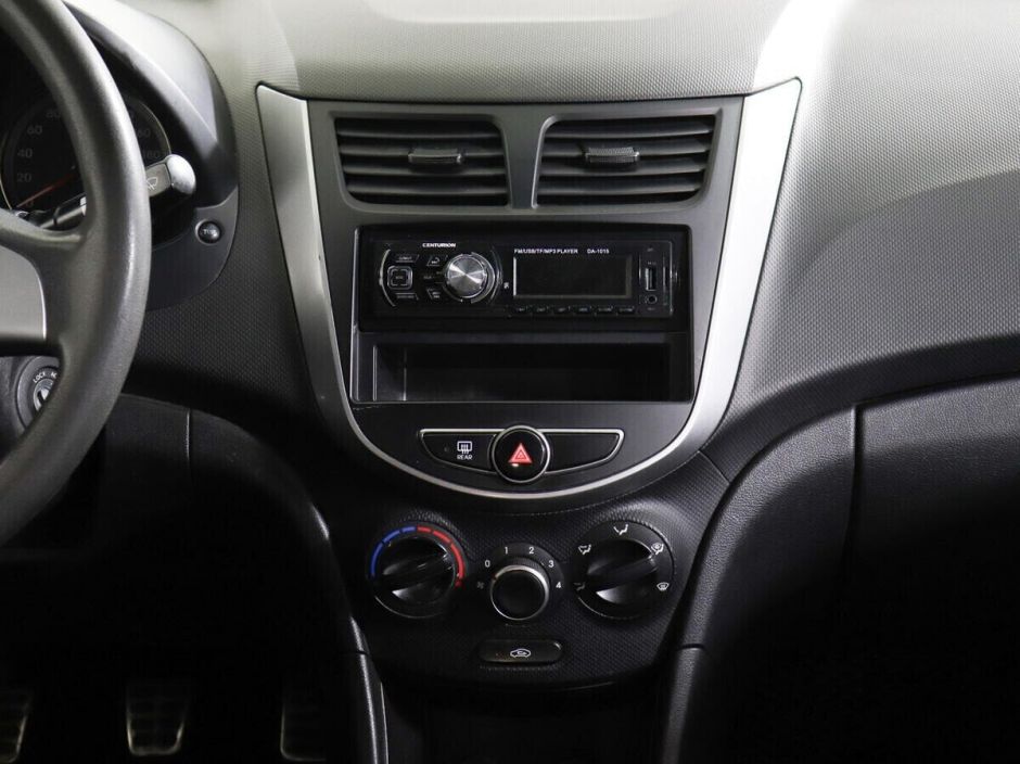 Hyundai Solaris 1.4 МКПП, 2016, 91 000 км фото 13