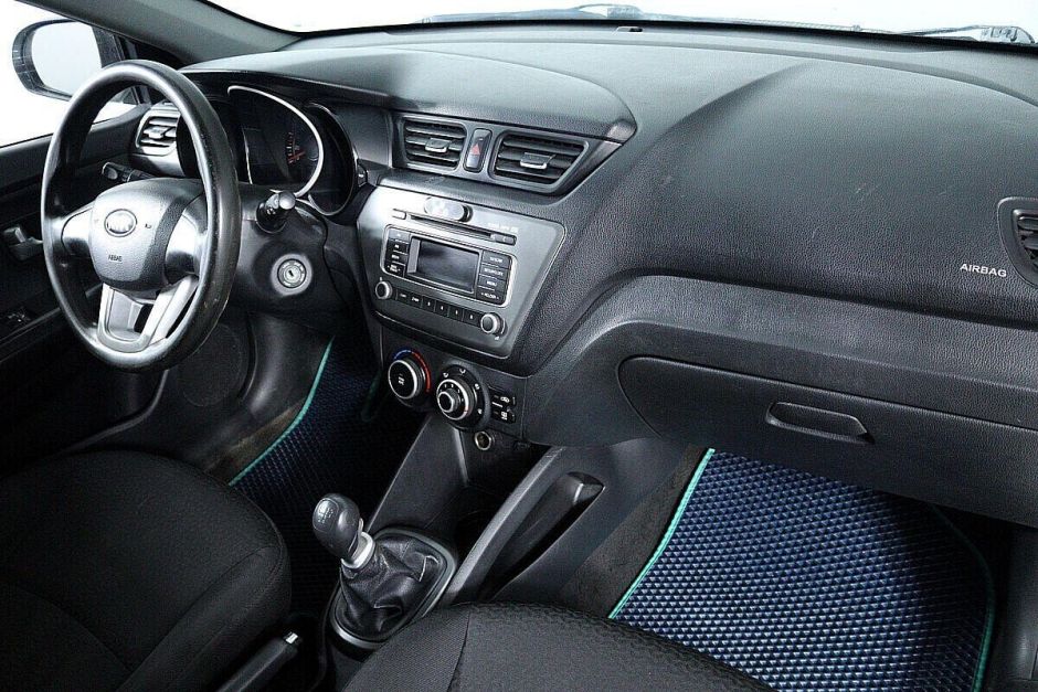 Kia Rio 1.4 МКПП, 2014, 108 000 км фото 10