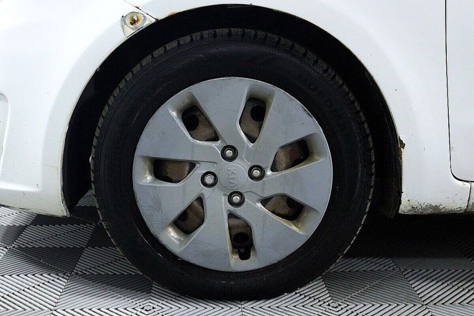 Kia Rio 1.4 МКПП, 2014, 108 000 км фото 16