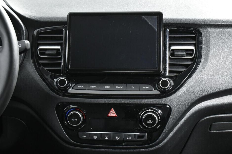 Hyundai Solaris 1.6 АКПП, 2021, 38 000 км фото 9