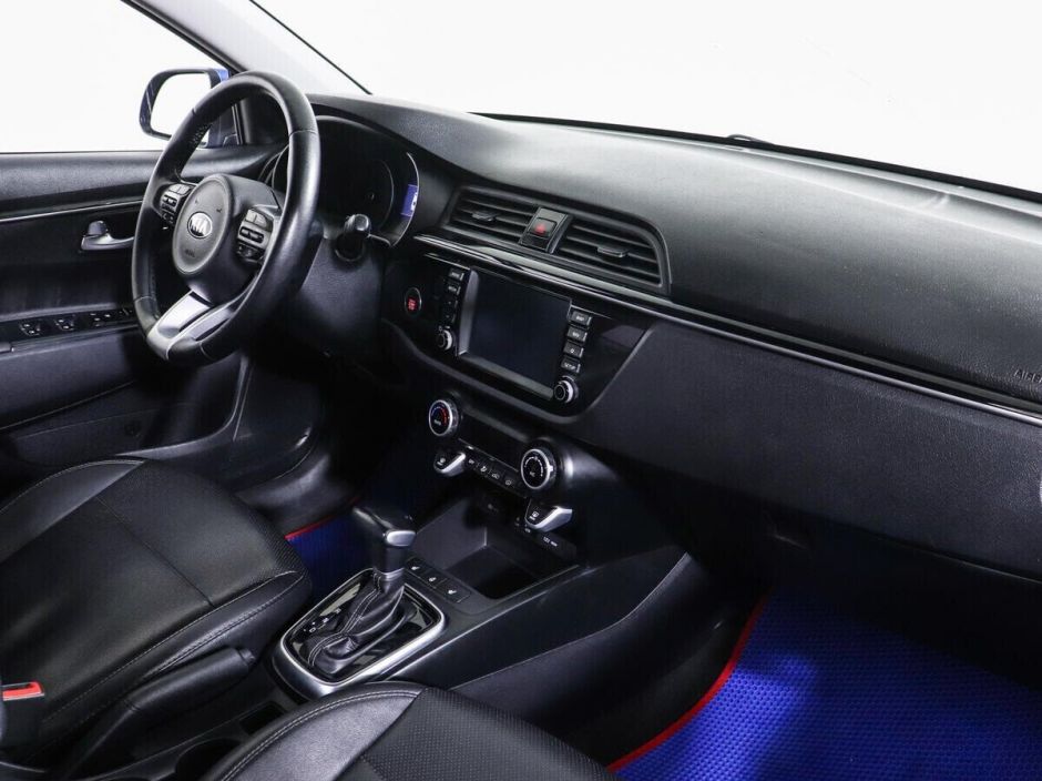 Kia Rio 1.6 АКПП, 2019, 53 000 км фото 9