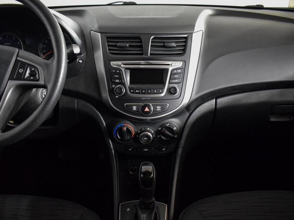 Hyundai Solaris 1.6 АКПП, 2015, 109 000 км фото 11