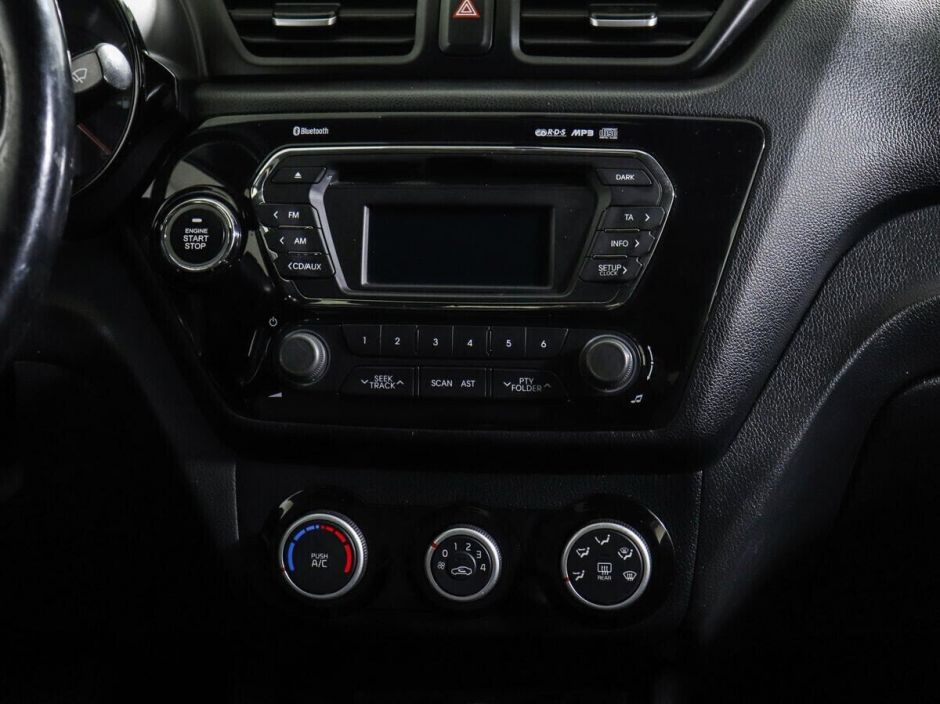 Kia Rio 1.4 АКПП, 2016, 92 000 км фото 13