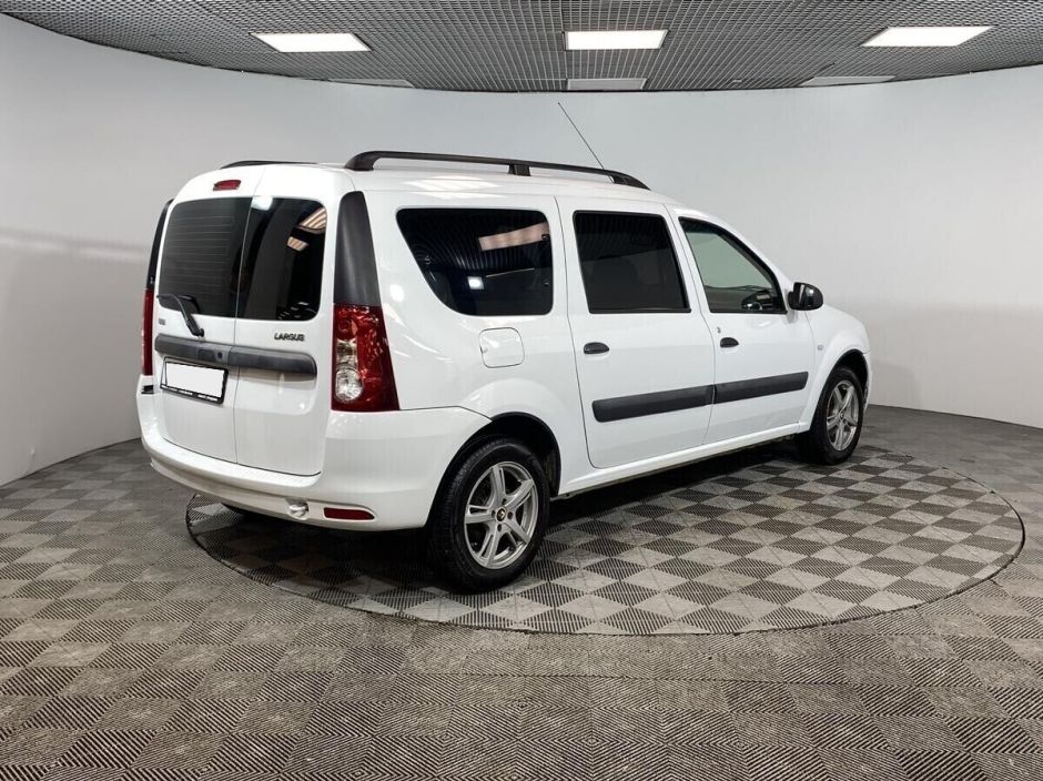 LADA (ВАЗ) Largus 1.6 МКПП, 2018, 62 000 км фото 5