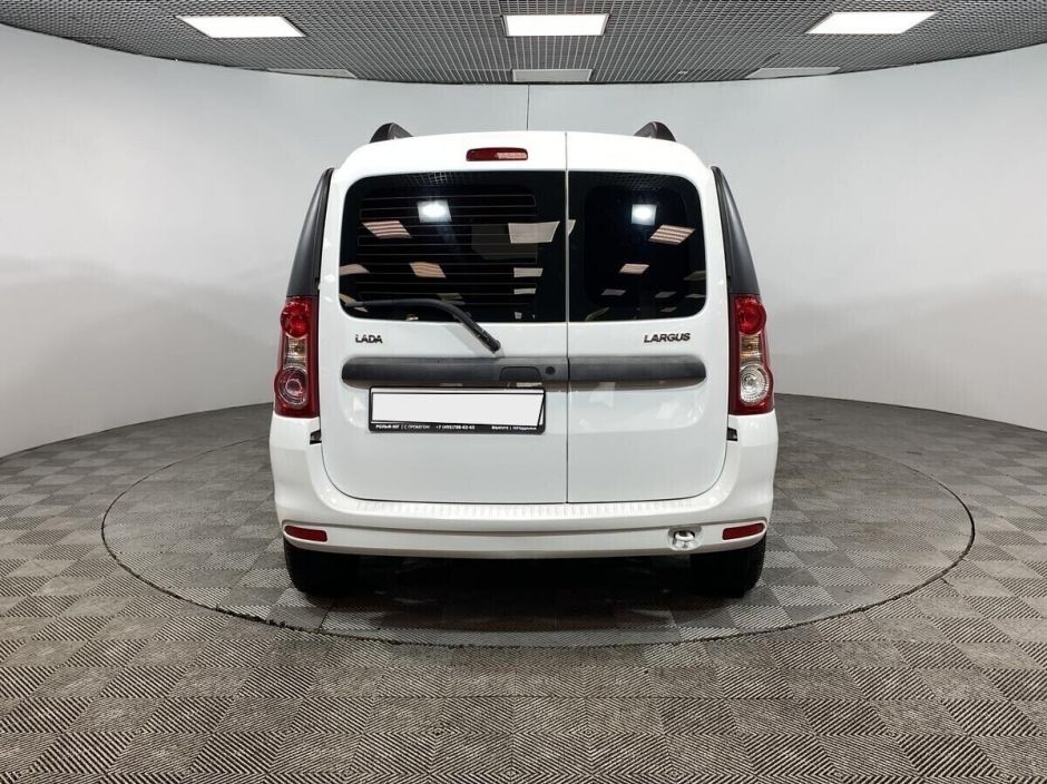 LADA (ВАЗ) Largus 1.6 МКПП, 2018, 62 000 км фото 6