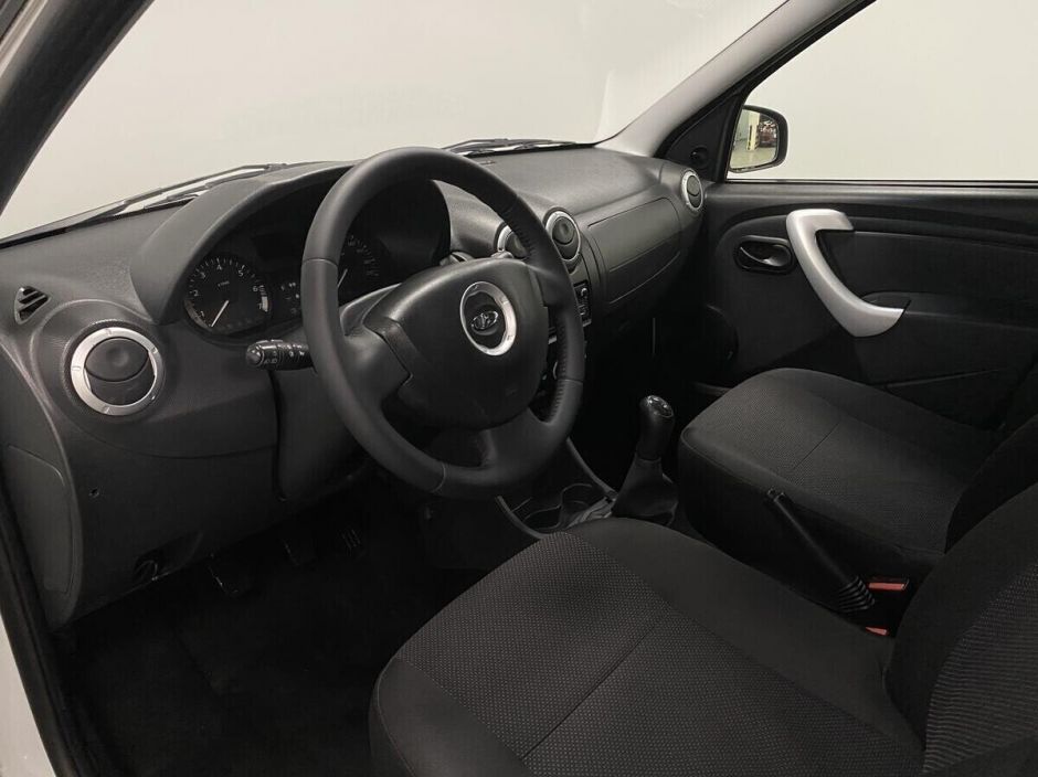 LADA (ВАЗ) Largus 1.6 МКПП, 2018, 62 000 км фото 9