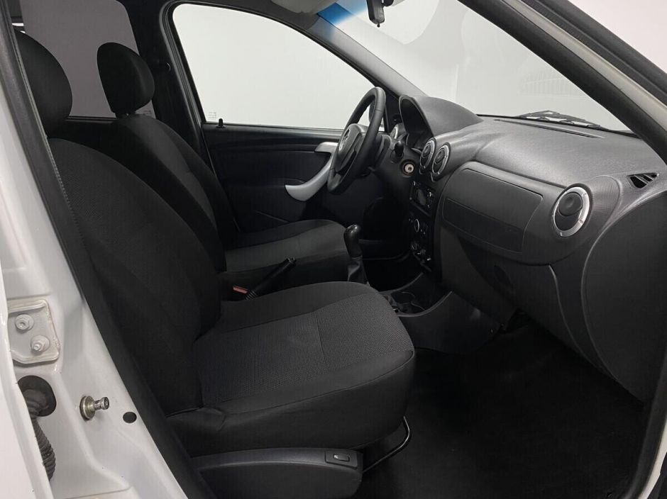 LADA (ВАЗ) Largus 1.6 МКПП, 2018, 62 000 км фото 11