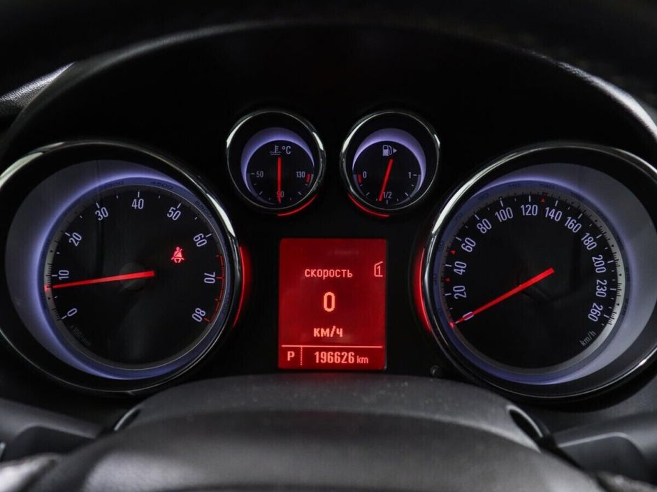Opel Astra 1.4 АКПП, 2012, 146 000 км фото 11