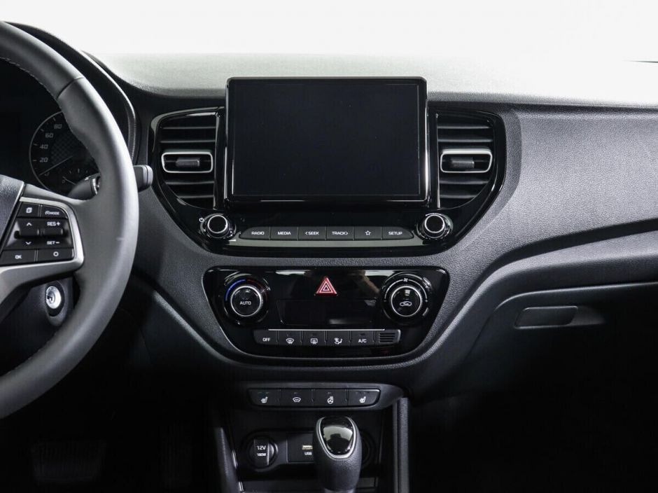 Hyundai Solaris 1.6 АКПП, 2021, 33 000 км фото 7