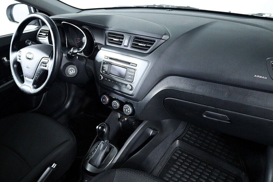 Kia Rio 1.6 АКПП, 2016, 87 000 км фото 10