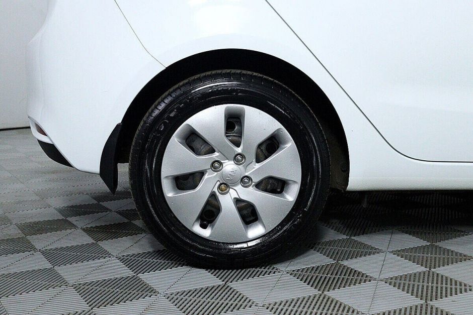 Kia Rio 1.6 АКПП, 2016, 87 000 км фото 18