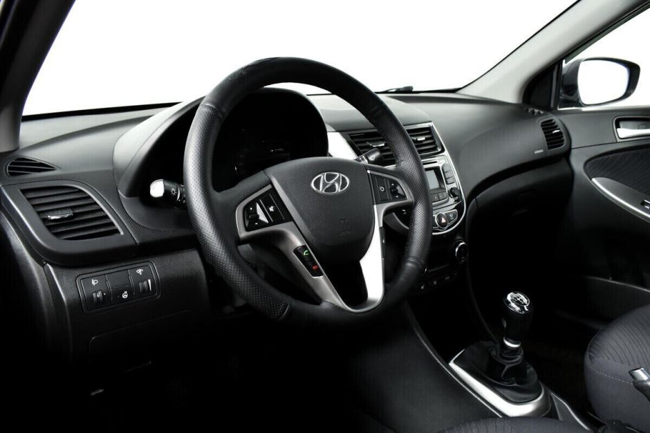 Hyundai Solaris 1.6 МКПП, 2014, 112 000 км фото 13