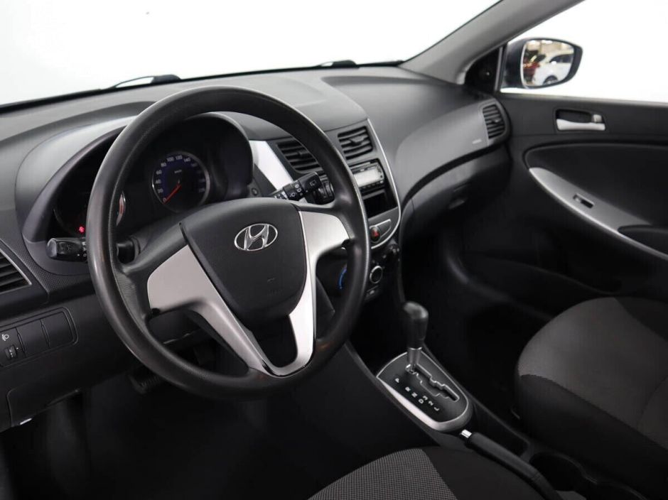 Hyundai Solaris 1.4 АКПП, 2012, 144 000 км фото 13