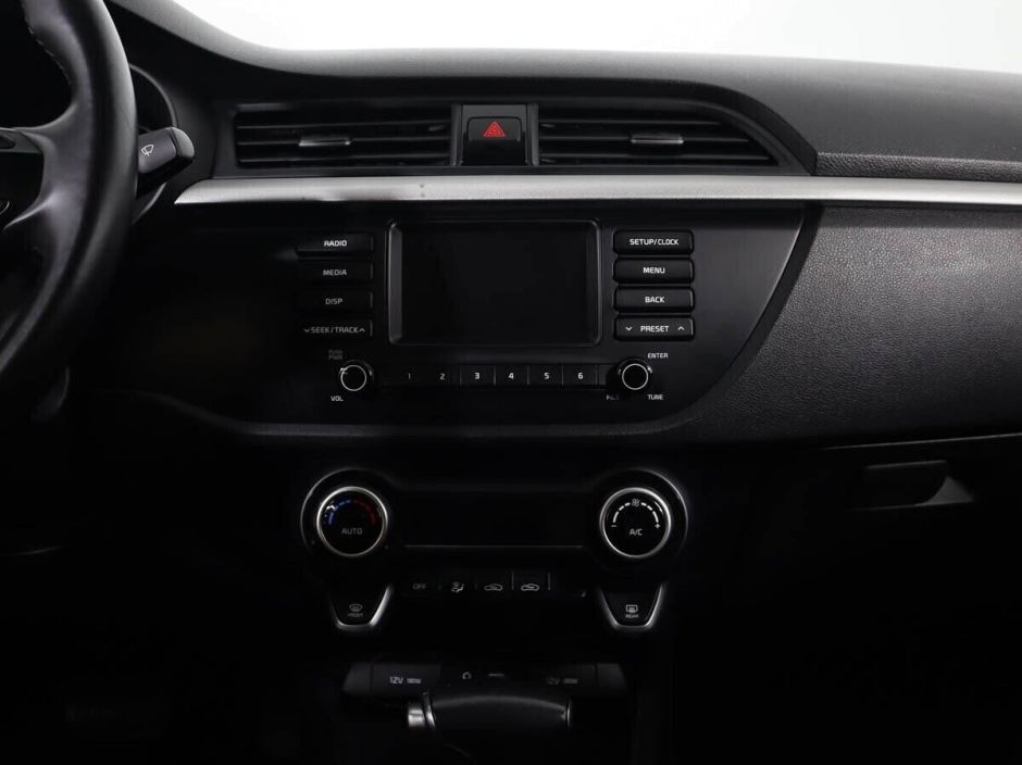 Kia Rio 1.6 АКПП, 2018, 71 000 км фото 12