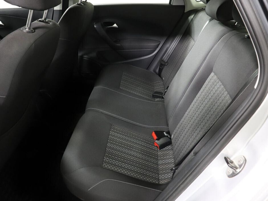 Volkswagen Polo 1.6 АКПП, 2018, 70 000 км фото 10