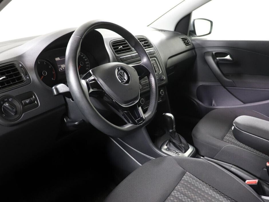 Volkswagen Polo 1.6 АКПП, 2018, 70 000 км фото 14