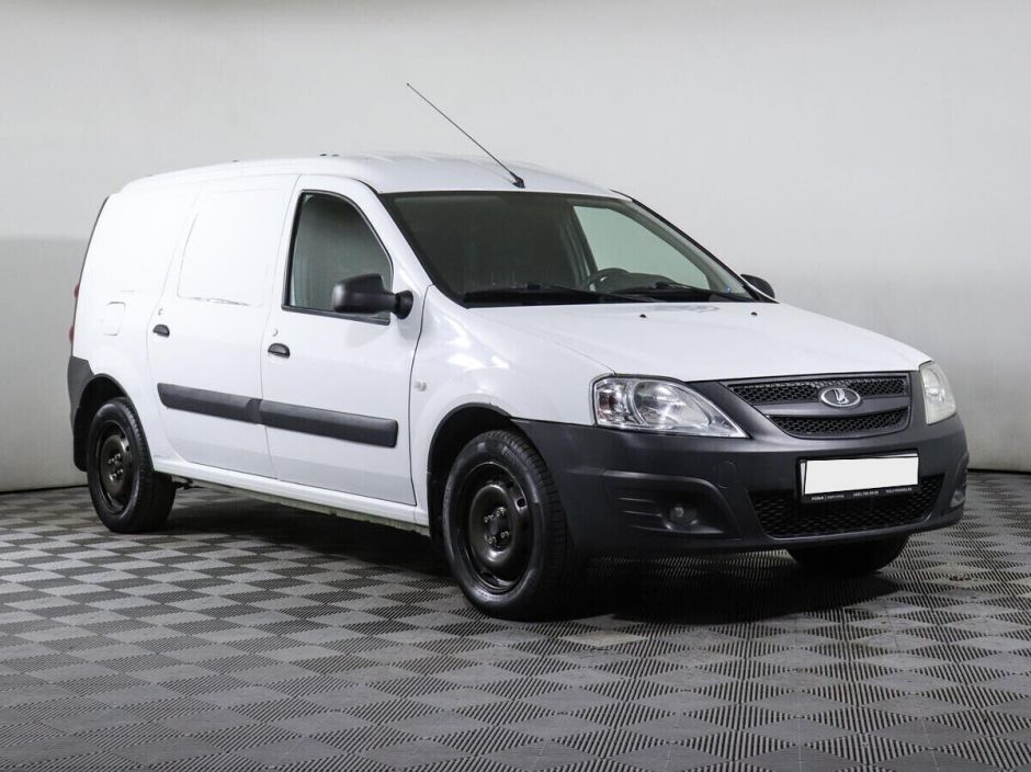 LADA (ВАЗ) Largus 1.6 МКПП, 2018, 61 000 км фото 3