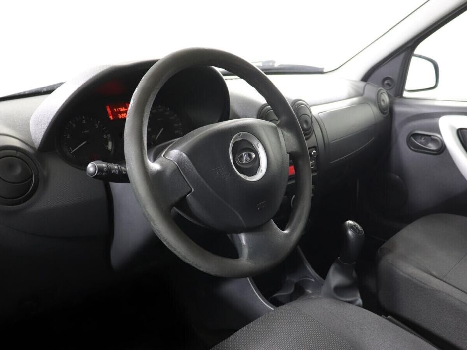 LADA (ВАЗ) Largus 1.6 МКПП, 2018, 61 000 км фото 11