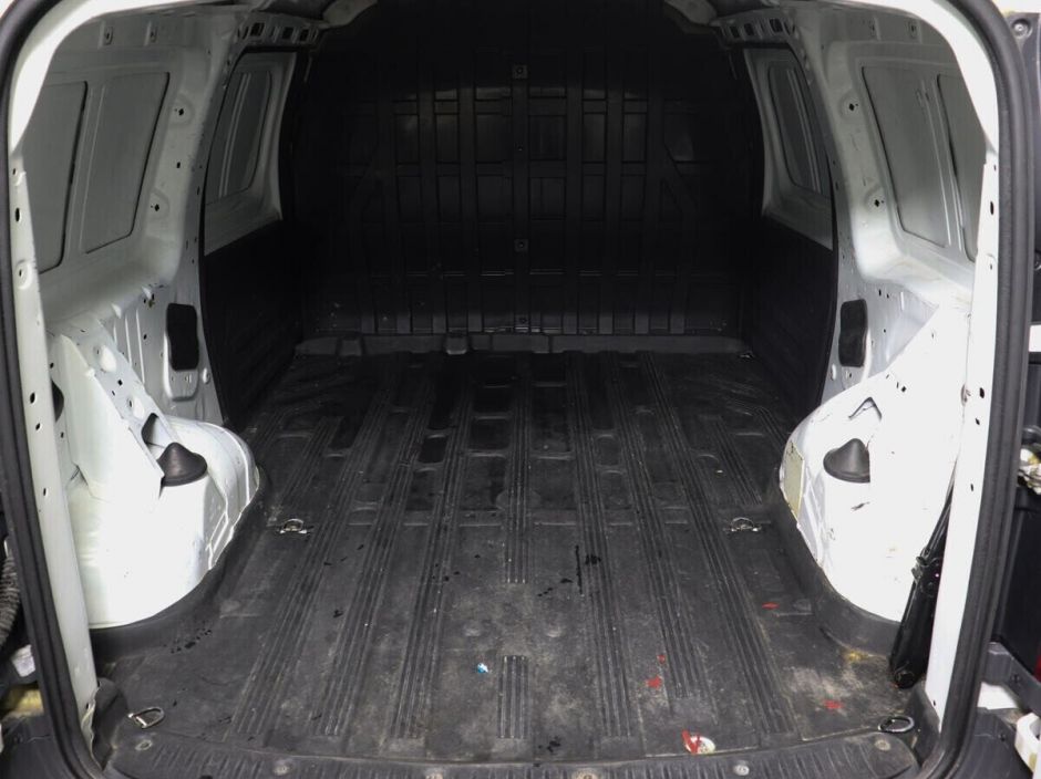 LADA (ВАЗ) Largus 1.6 МКПП, 2018, 61 000 км фото 13