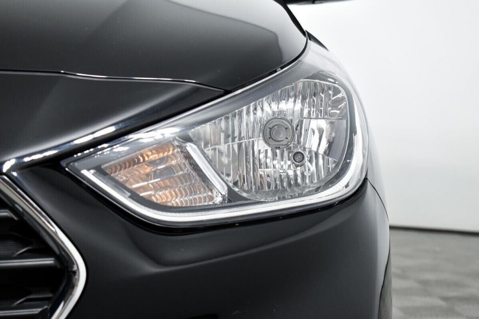 Hyundai Solaris 1.6 МКПП, 2018, 68 000 км фото 15