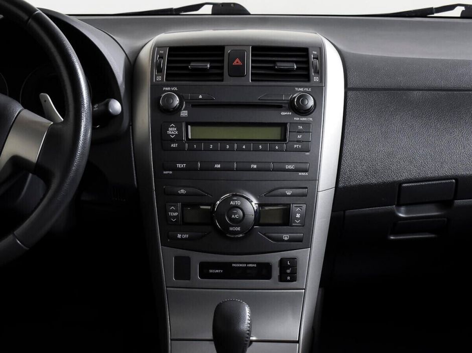 Toyota Corolla 1.6 РКПП, 2008, 193 000 км фото 15