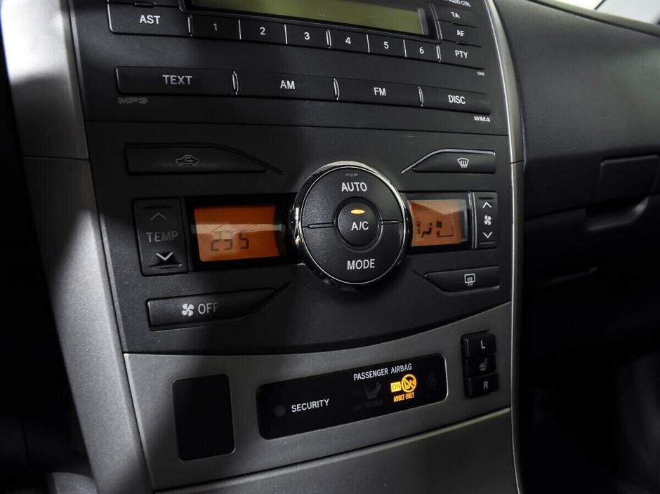 Toyota Corolla 1.6 РКПП, 2008, 193 000 км фото 18