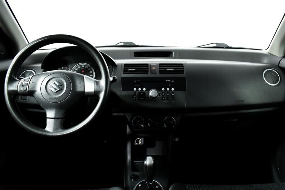 Suzuki Swift 1.3 РКПП, 2006, 206 000 км фото 11