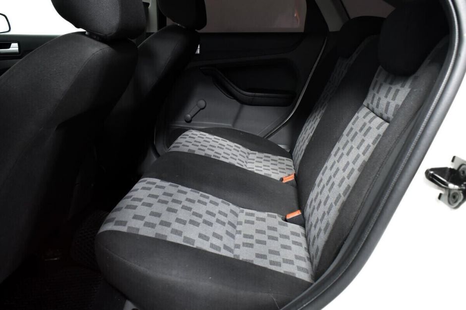 Ford Focus 1.4 МКПП, 2006, 204 000 км фото 12