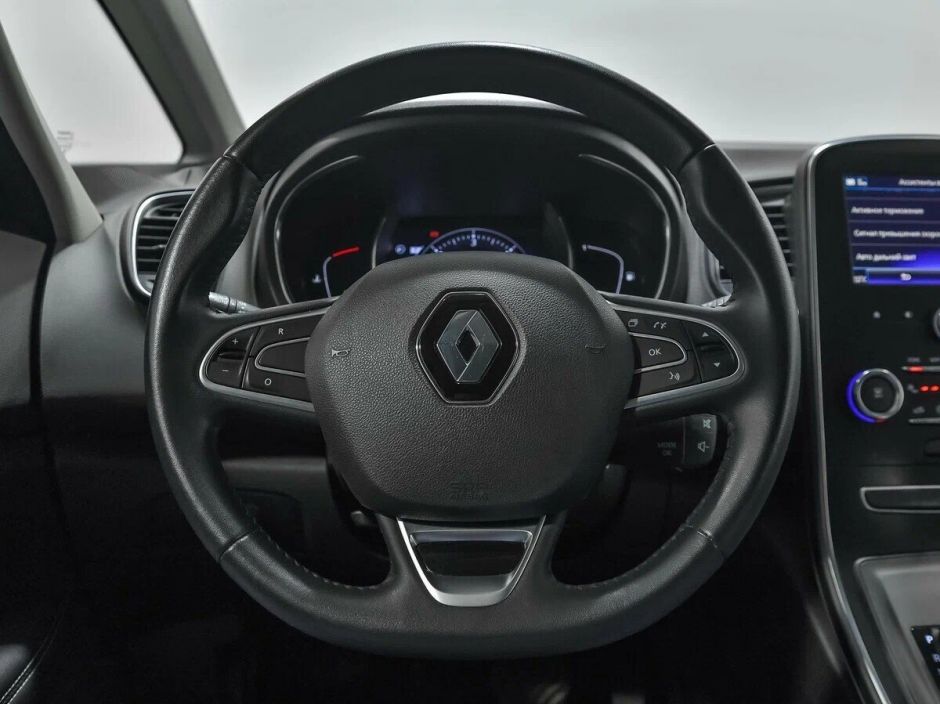 Renault Scenic 1.5 РКПП, 2017, 73 000 км фото 5